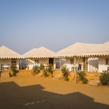 Sky Desert Safari Camp Jaisalmer Bagian luar foto