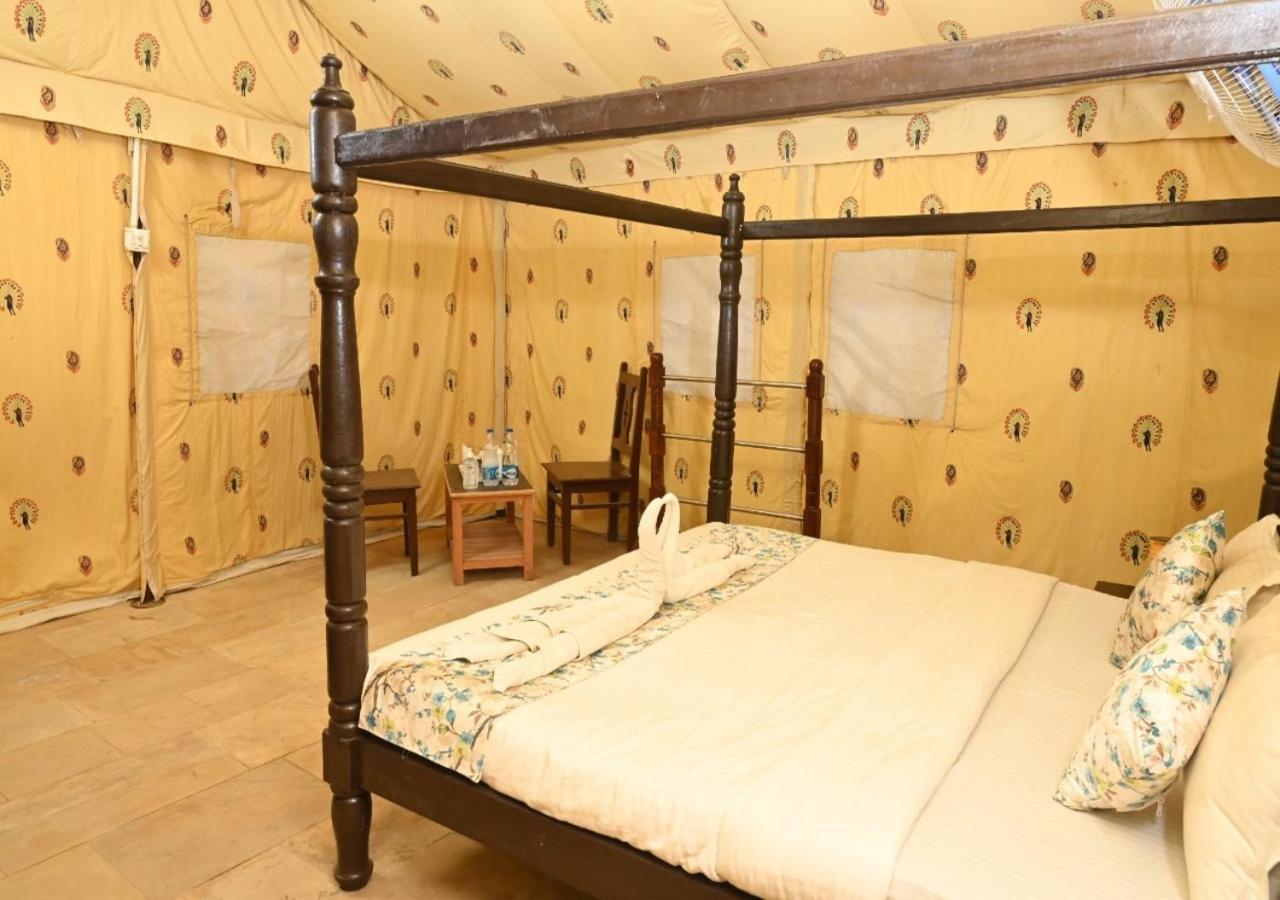 Sky Desert Safari Camp Jaisalmer Bagian luar foto
