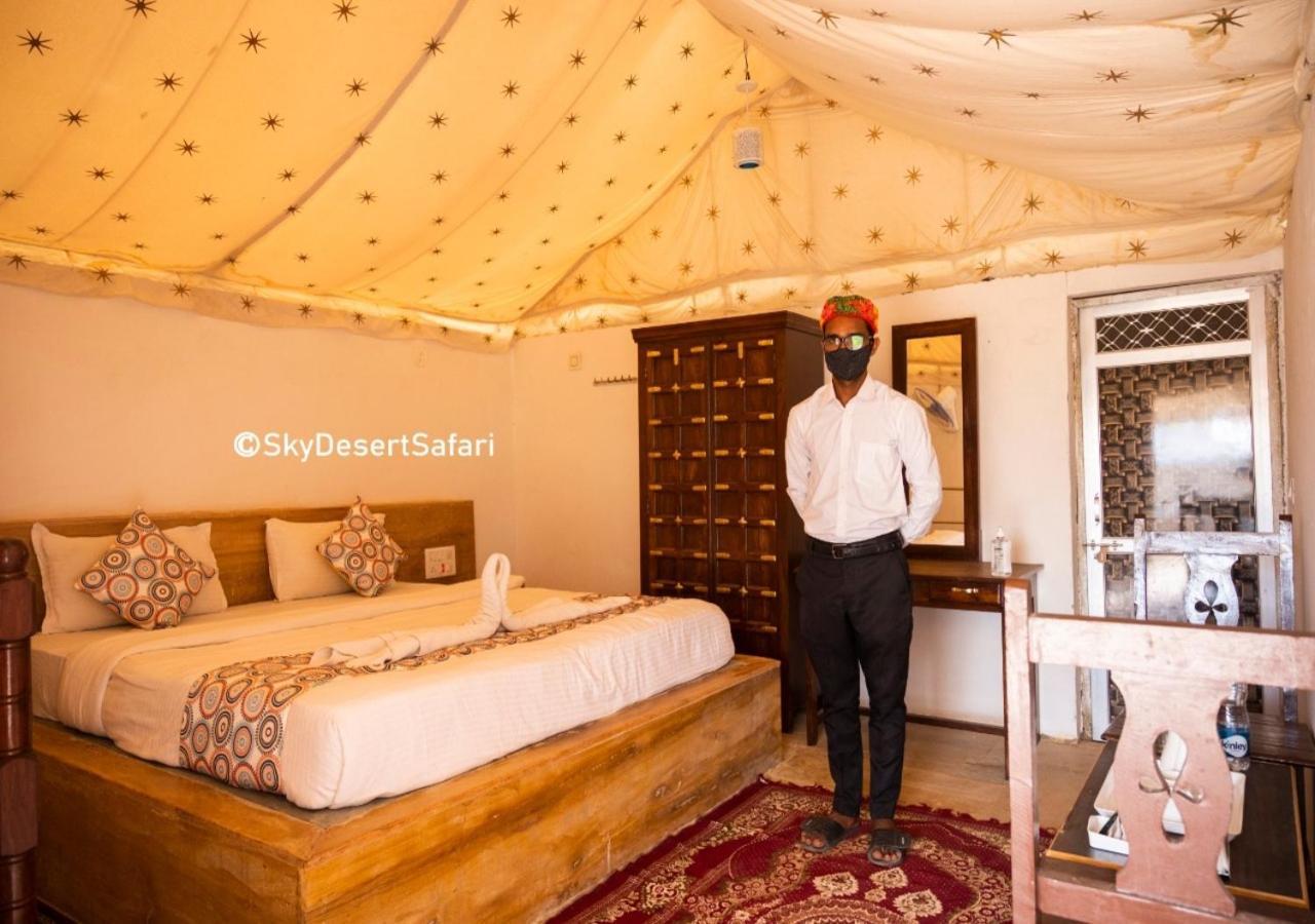 Sky Desert Safari Camp Jaisalmer Bagian luar foto