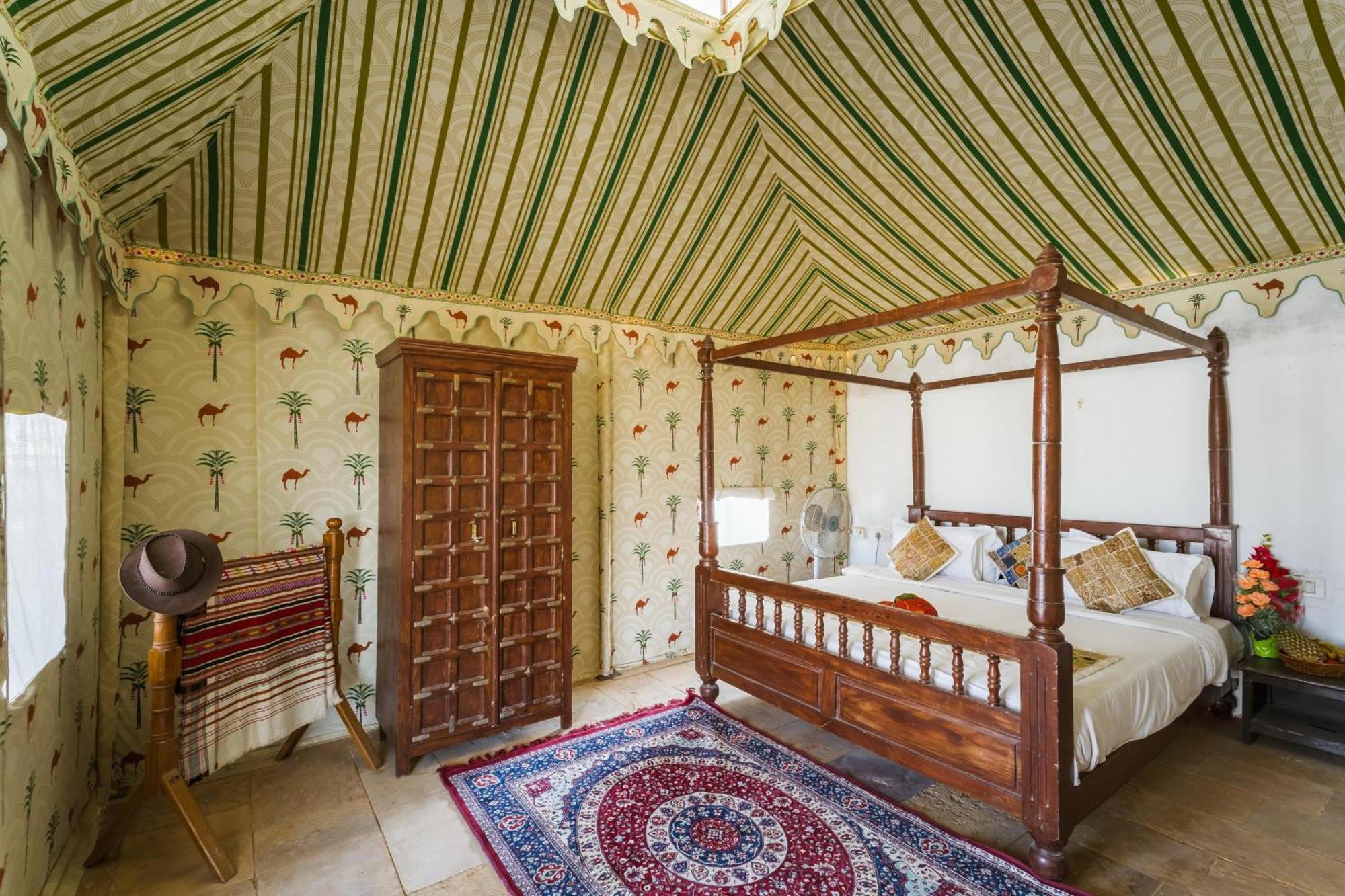 Sky Desert Safari Camp Jaisalmer Bagian luar foto